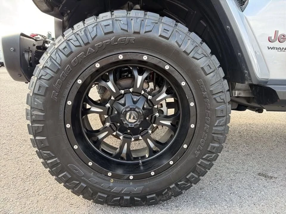 2019 Jeep JL Wrangler - Image 15 of 20