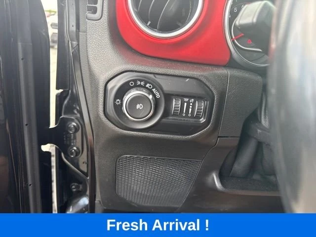 2019 Jeep JL Wrangler - Image 9 of 20