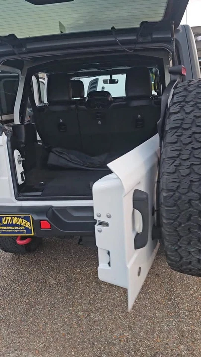 2019 Jeep JL Wrangler - Image 21 of 21
