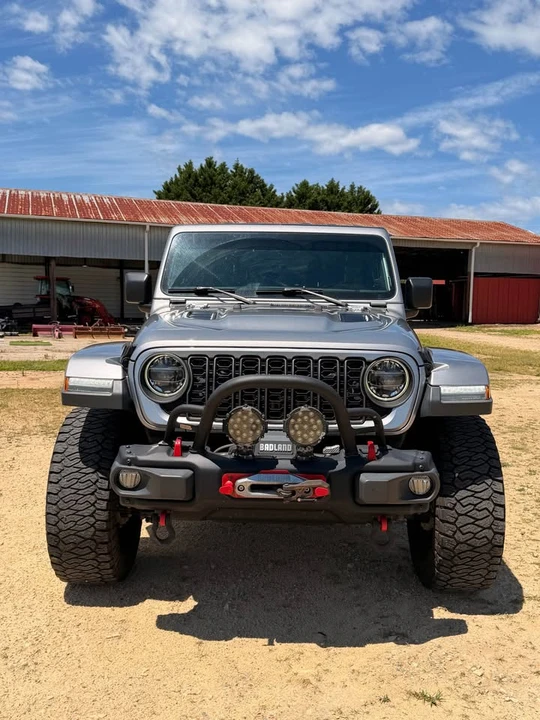 2019 Jeep JL Wrangler - Image 5 of 20