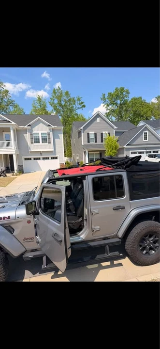 2019 Jeep JL Wrangler - Image 11 of 20