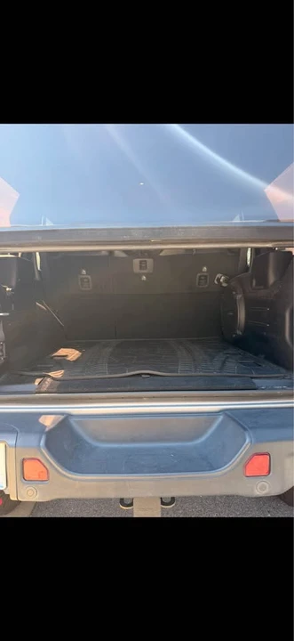 2019 Jeep JL Wrangler - Image 10 of 20