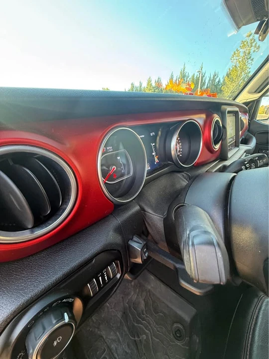 2019 Jeep JL Wrangler - Image 12 of 20