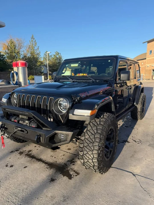 2019 Jeep JL Wrangler - Image 3 of 20
