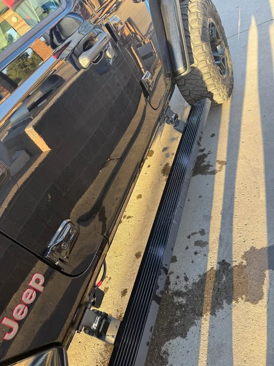 2019 Jeep JL Wrangler - Image 14 of 20