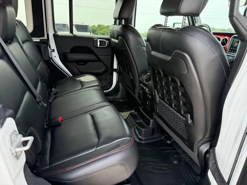 2019 Jeep JL Wrangler - Image 19 of 20