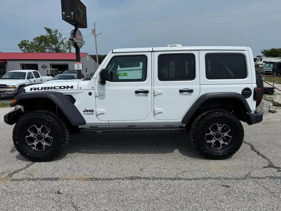 2019 Jeep JL Wrangler - Image 4 of 20