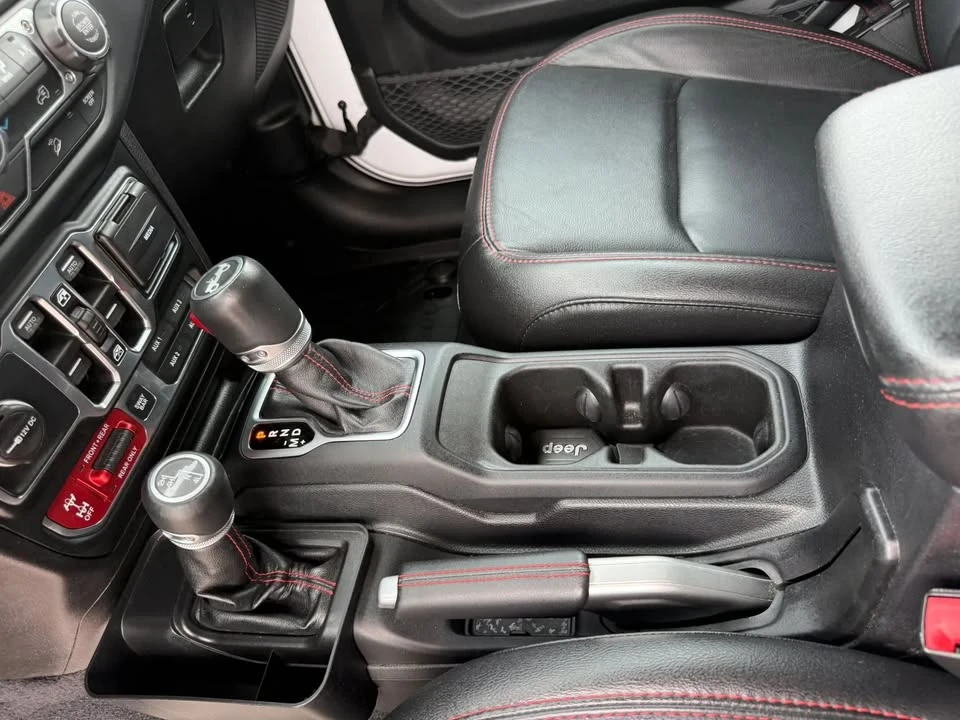 2019 Jeep JL Wrangler - Image 12 of 20
