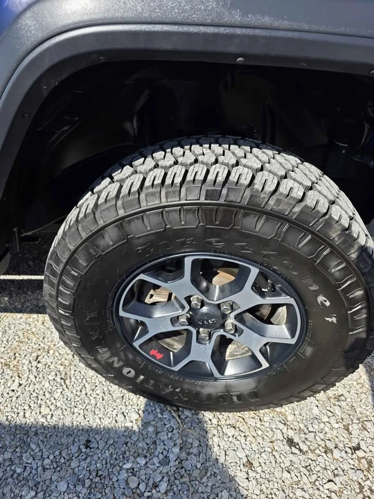 2019 Jeep JL Wrangler - Image 5 of 8