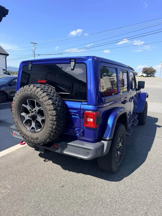 2019 Jeep JL Wrangler - Image 7 of 12