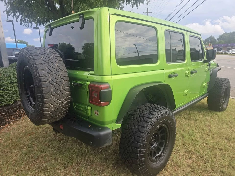 2019 Jeep JL Wrangler - Image 2 of 7