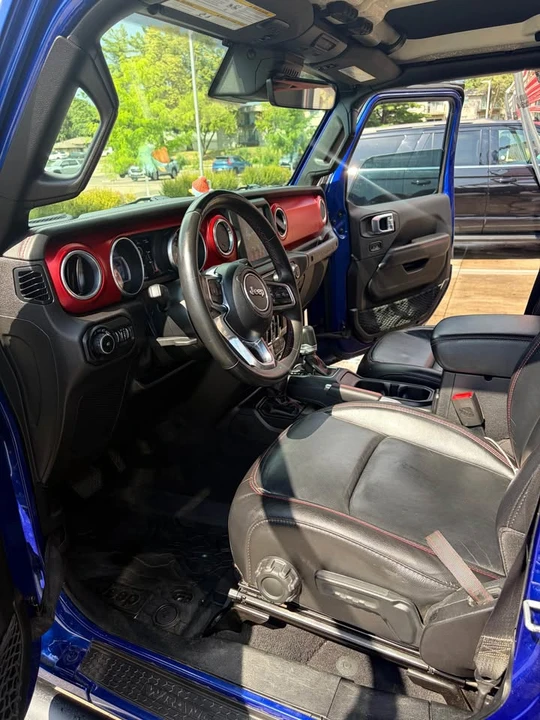 2019 Jeep JL Wrangler - Image 12 of 20