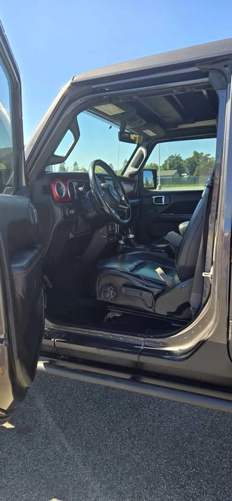 2019 Jeep JL Wrangler - Image 13 of 18