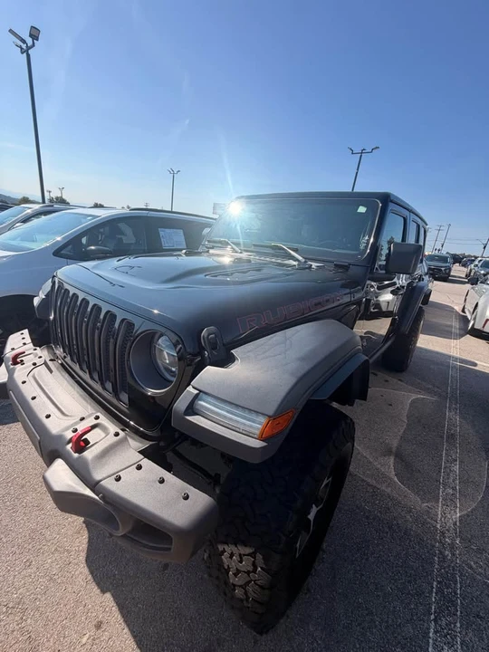 2019 Jeep JL Wrangler - Image 2 of 5