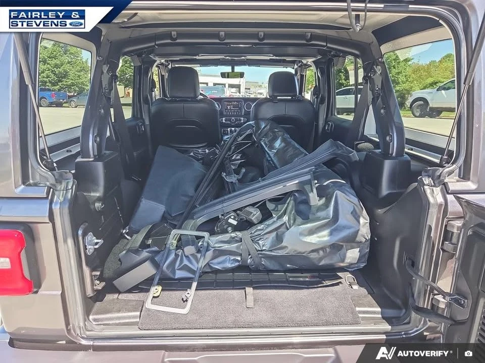 2019 Jeep JL Wrangler - Image 9 of 17