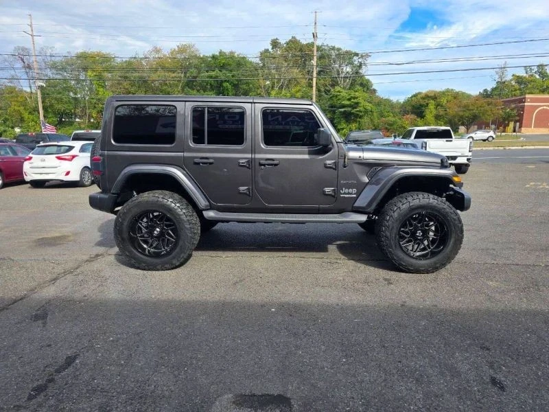 2019 Jeep JL Wrangler - Image 3 of 7
