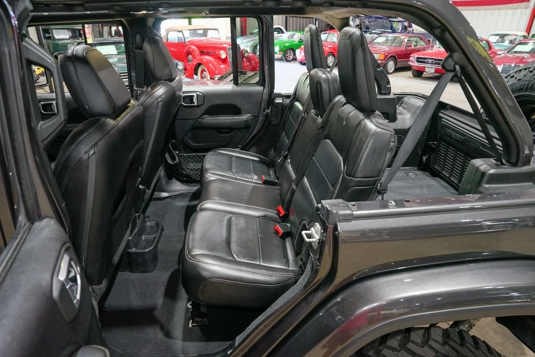 2019 Jeep JL Wrangler - Image 22 of 31