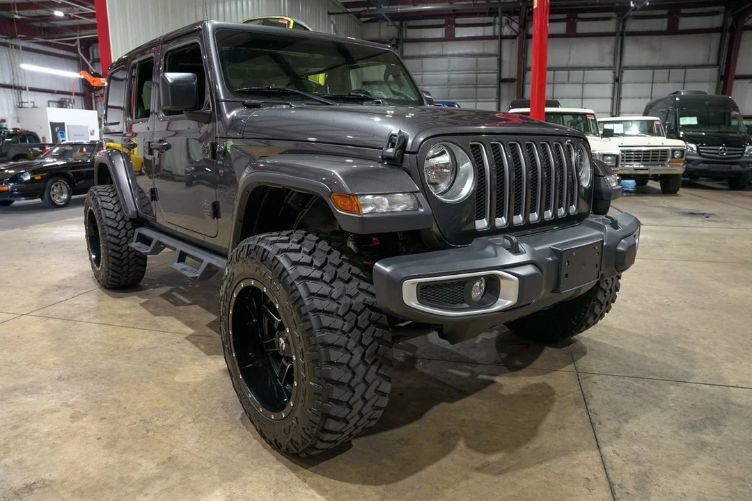 2019 Jeep JL Wrangler - Image 30 of 31