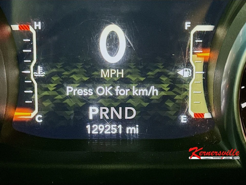 2019 Jeep JL Wrangler - Image 15 of 24