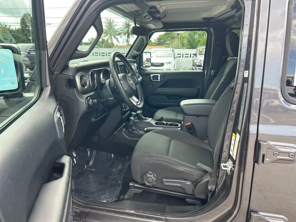 2019 Jeep JL Wrangler - Image 10 of 12