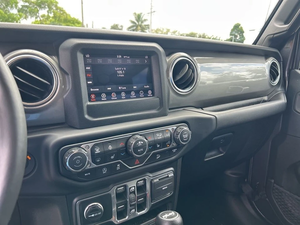 2019 Jeep JL Wrangler - Image 12 of 12