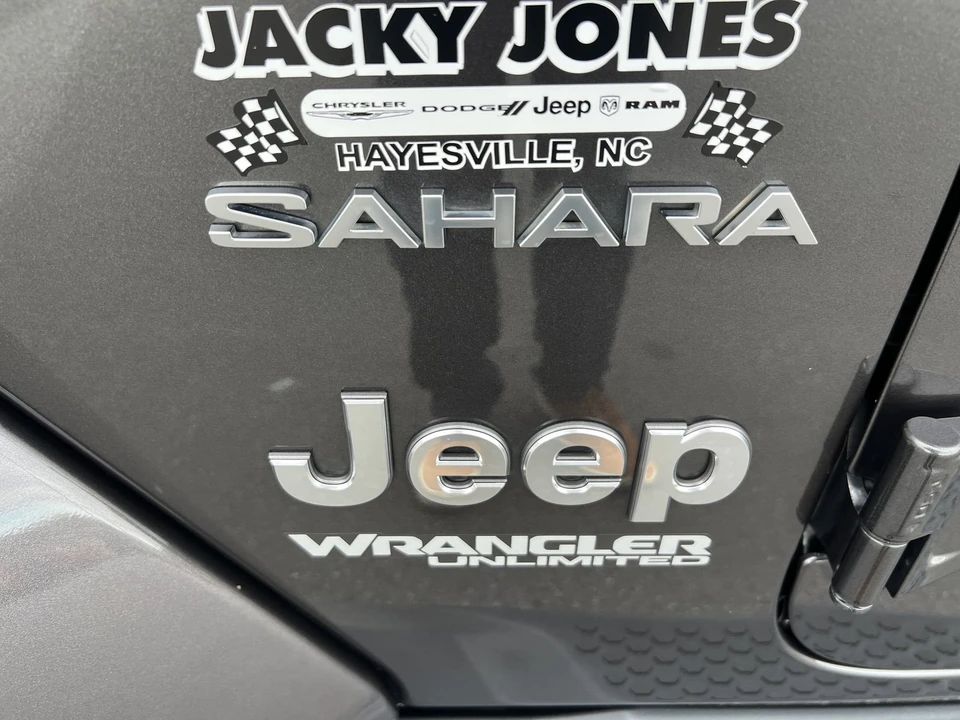 2019 Jeep JL Wrangler - Image 7 of 12