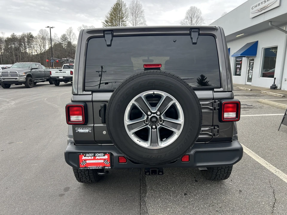 2019 Jeep JL Wrangler - Image 2 of 12