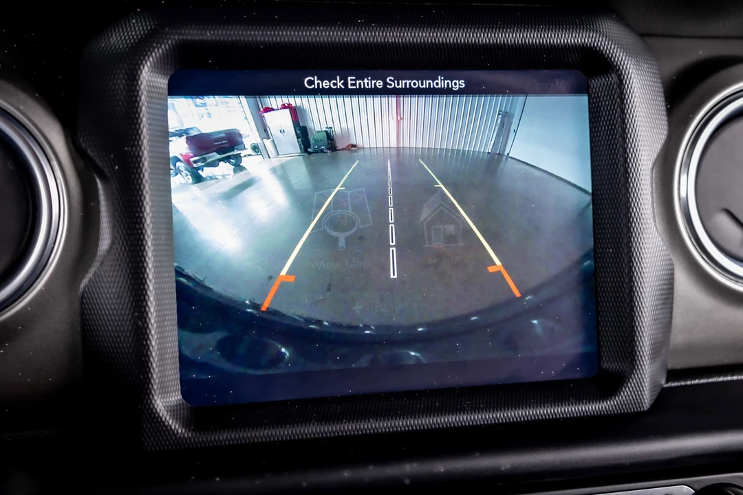2019 Jeep JL Wrangler - Image 10 of 12