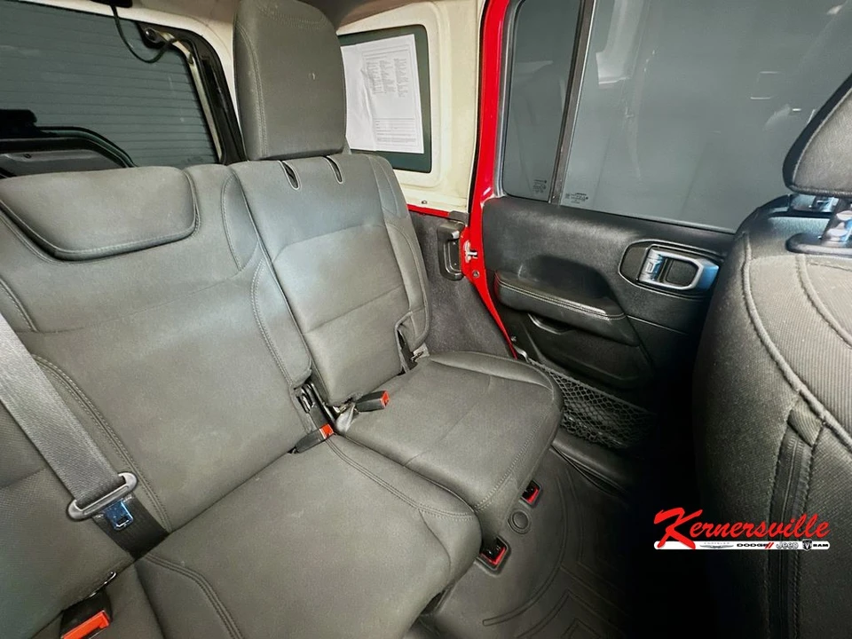 2019 Jeep JL Wrangler - Image 14 of 24