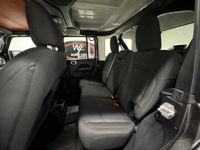 2019 Jeep JL Wrangler - Image 8 of 13