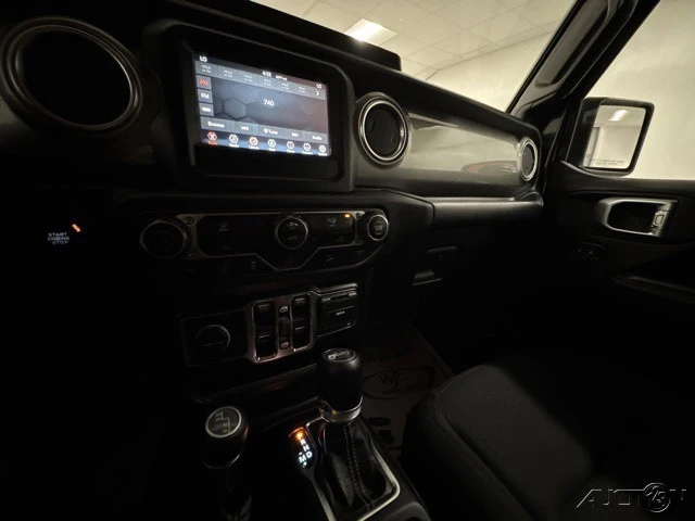 2019 Jeep JL Wrangler - Image 11 of 13
