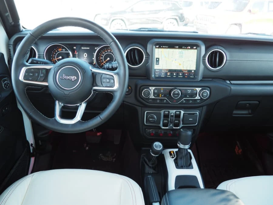 2019 Jeep JL Wrangler - Image 4 of 12