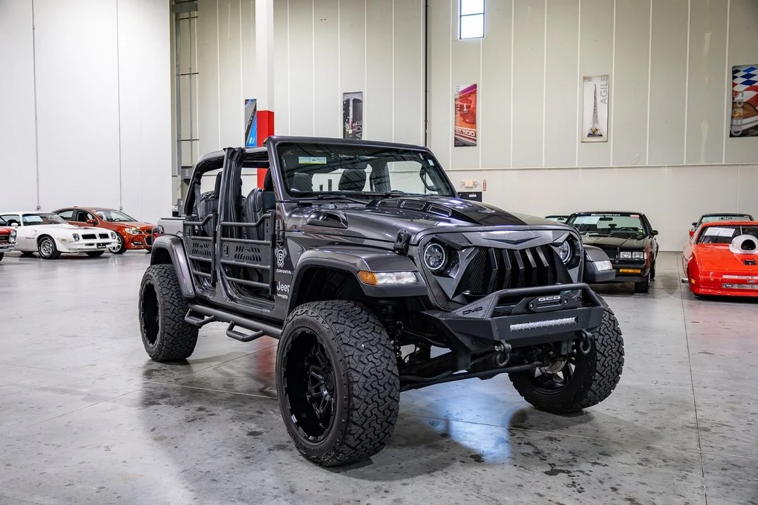 2019 Jeep JL Wrangler - Image 9 of 31