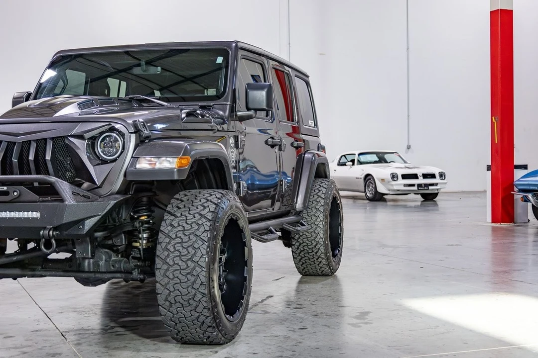 2019 Jeep JL Wrangler - Image 25 of 31