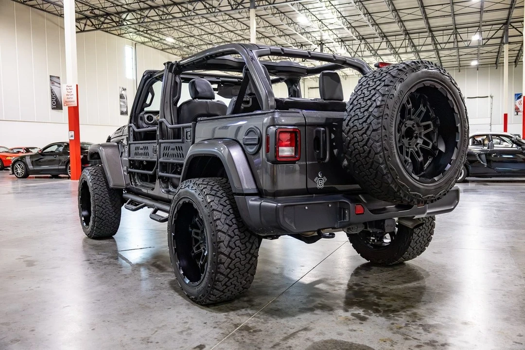 2019 Jeep JL Wrangler - Image 5 of 31