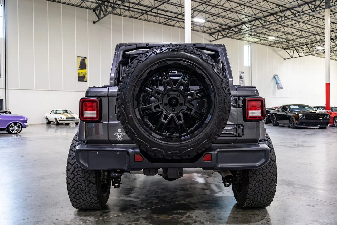 2019 Jeep JL Wrangler - Image 6 of 31