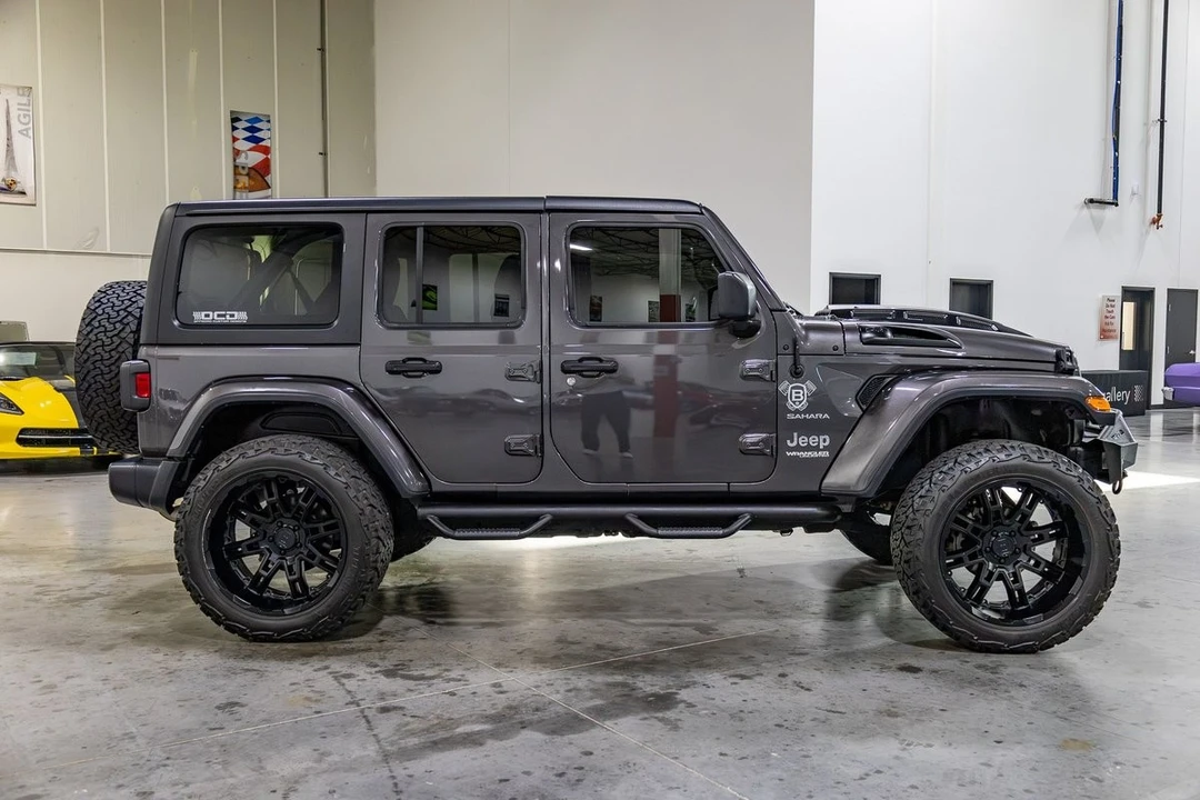 2019 Jeep JL Wrangler - Image 24 of 31