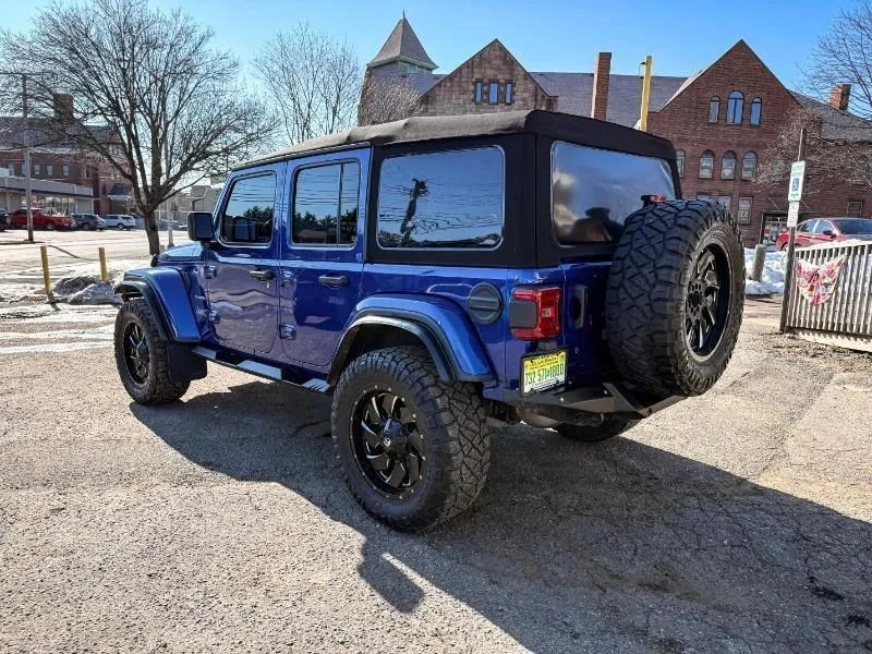 2019 Jeep JL Wrangler - Image 7 of 12