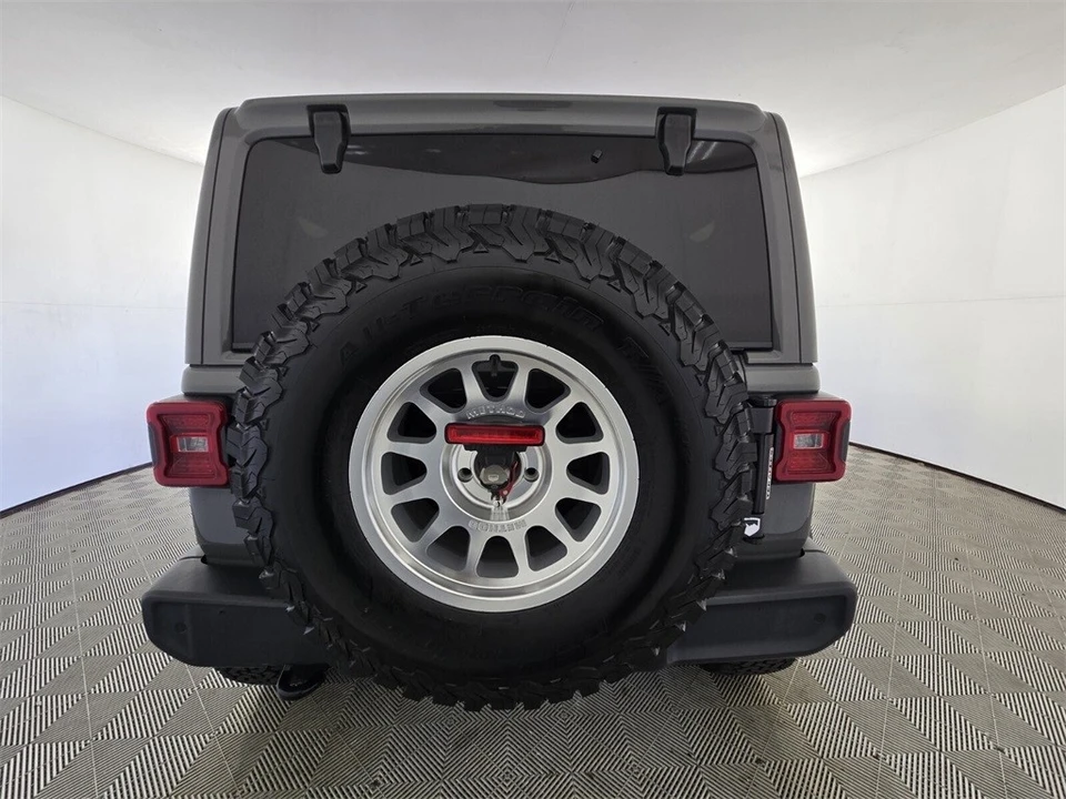 2019 Jeep JL Wrangler - Image 12 of 12