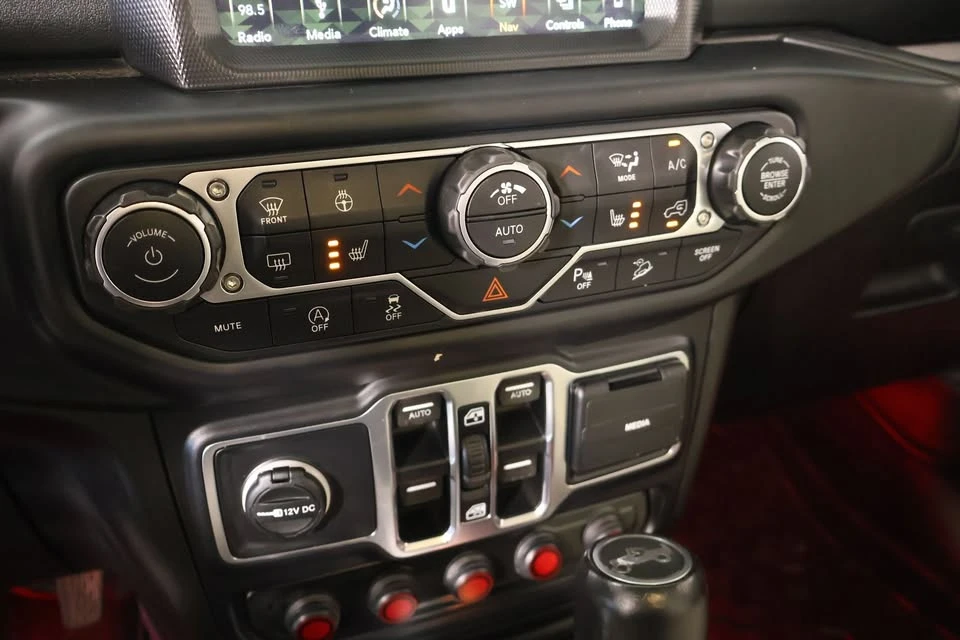 2019 Jeep JL Wrangler - Image 6 of 16