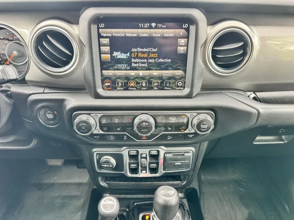 2019 Jeep JL Wrangler - Image 18 of 20