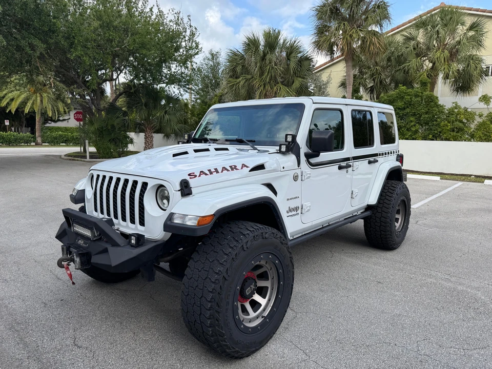 2019 Jeep JL Wrangler - Image 8 of 31