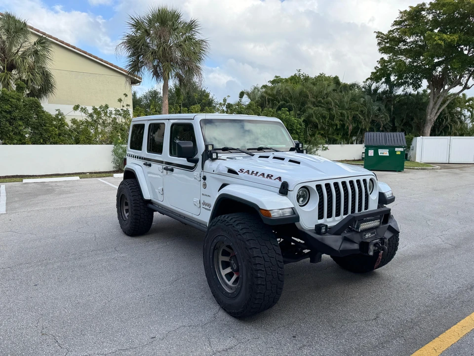 2019 Jeep JL Wrangler - Image 21 of 31