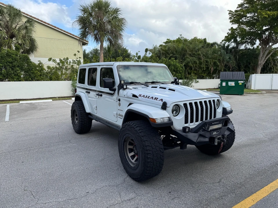 2019 Jeep JL Wrangler - Image 22 of 31