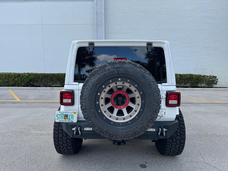 2019 Jeep JL Wrangler - Image 14 of 31