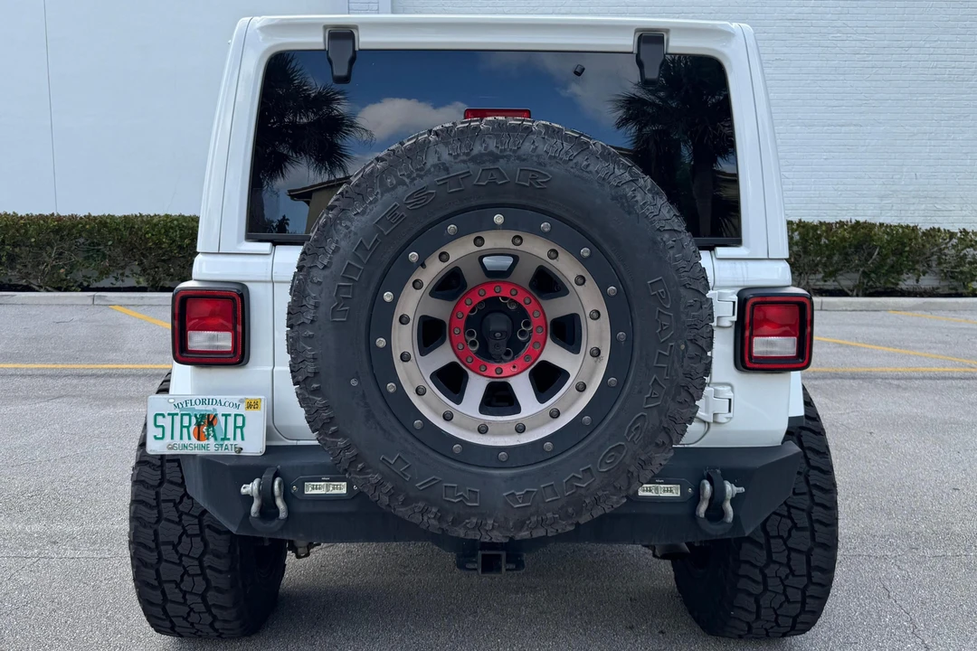 2019 Jeep JL Wrangler - Image 5 of 31