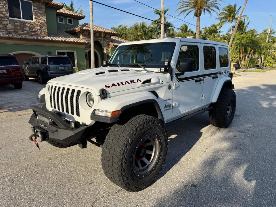 2019 Jeep JL Wrangler - Image 25 of 31