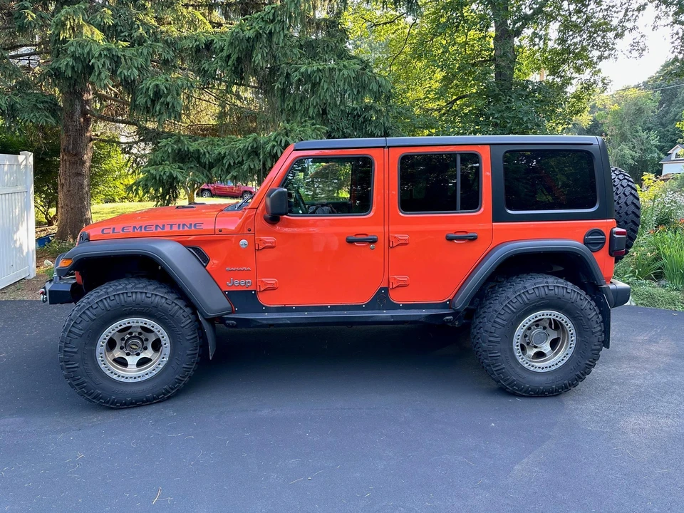2019 Jeep JL Wrangler - Image 8 of 30
