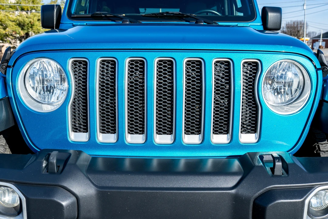 2019 Jeep JL Wrangler - Image 10 of 31