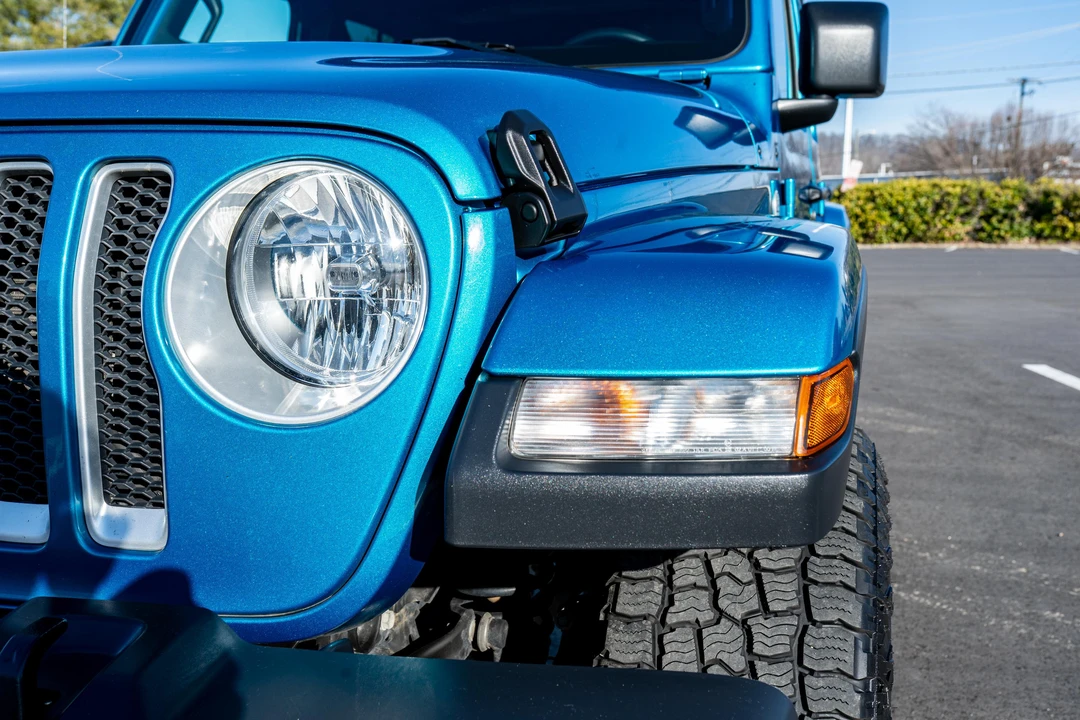 2019 Jeep JL Wrangler - Image 13 of 31